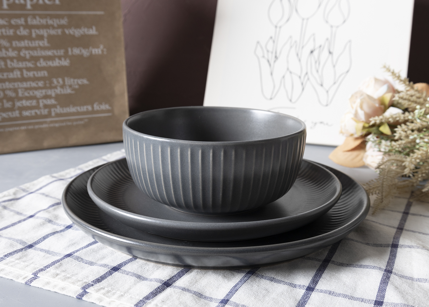 CHANGSHA HAPPY GO Urban Lines Embossed Stoneware Dinnerware Set – Modern Minimalist Ceramic Plates, Bowls and Mugs in Earthy Tones|happygodinnerware.com