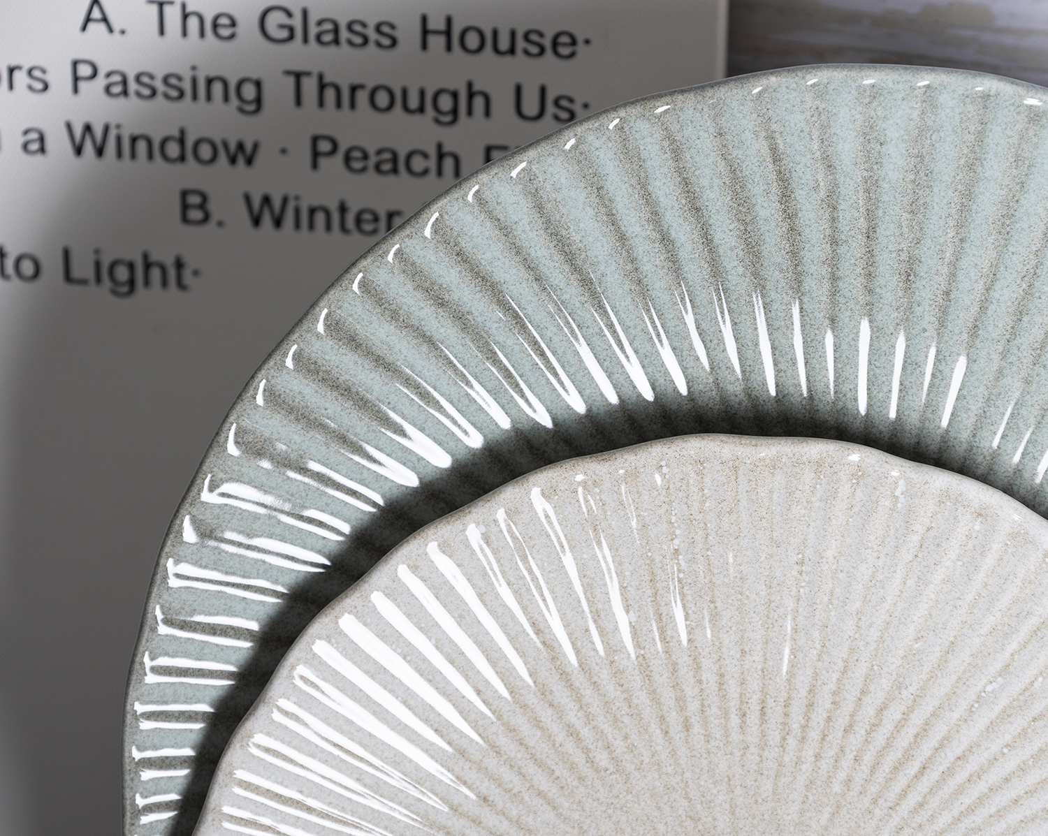 CHANGSHA HAPPY GO Nordic Bloom Reactive Glaze Embossed Stoneware Set – Ribbed Ceramic Plates, Bowls and Mugs in Pastel Tones for Modern Home Dining|happygodinnerware.com