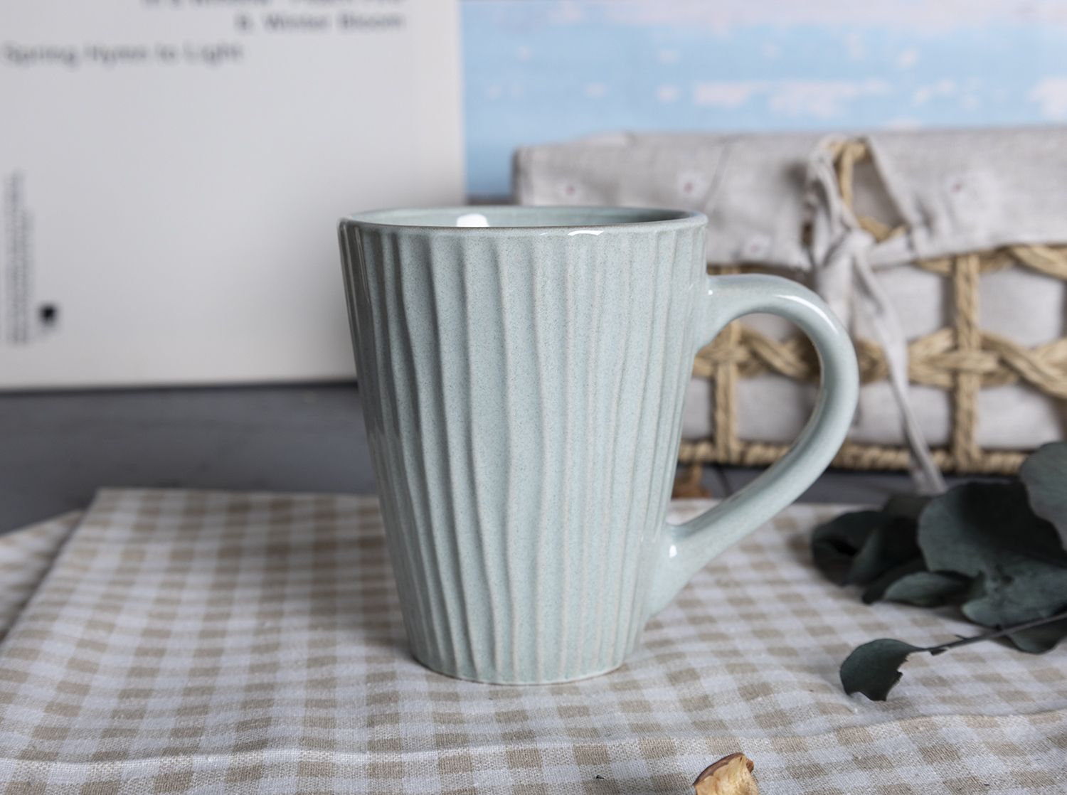 CHANGSHA HAPPY GO Nordic Bloom Reactive Glaze Embossed Stoneware Set – Ribbed Ceramic Plates, Bowls and Mugs in Pastel Tones for Modern Home Dining|happygodinnerware.com