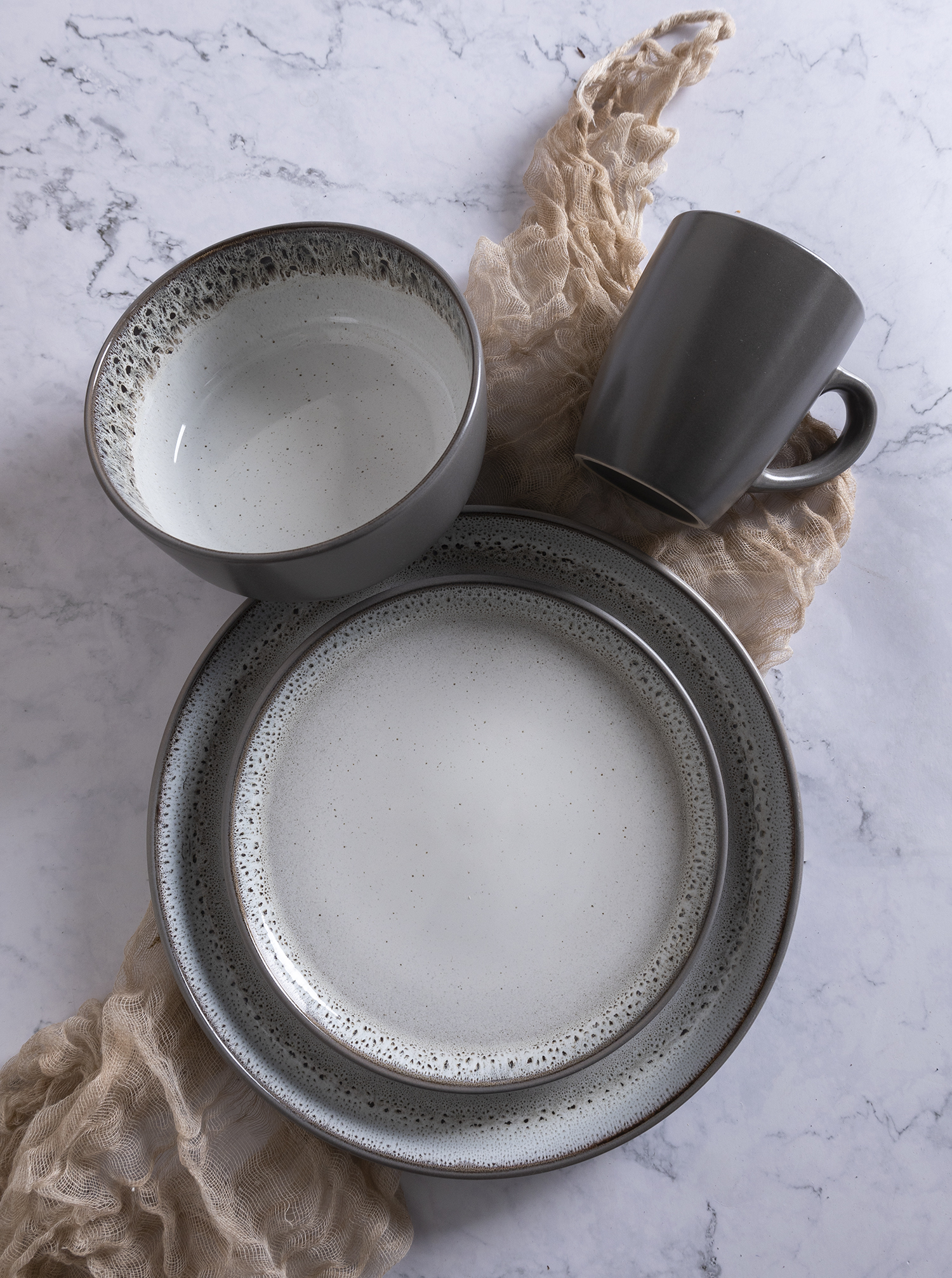 CHANGSHA HAPPY GO Eclipse Core Reactive Glaze Inner-Color Stoneware Set – Matte Exterior & Artistic Glazed Interior Bowls, Plates and Mugs|happygodinnerware.com