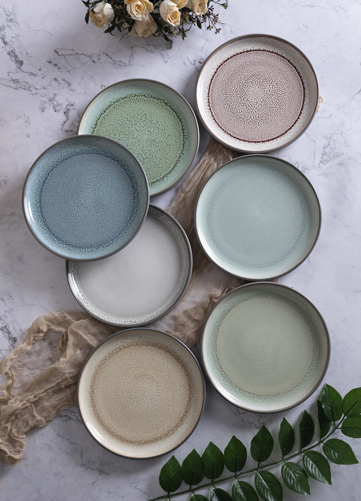 CHANGSHA HAPPY GO Eclipse Core Reactive Glaze Inner-Color Stoneware Set – Matte Exterior & Artistic Glazed Interior Bowls, Plates and Mugs|happygodinnerware.com