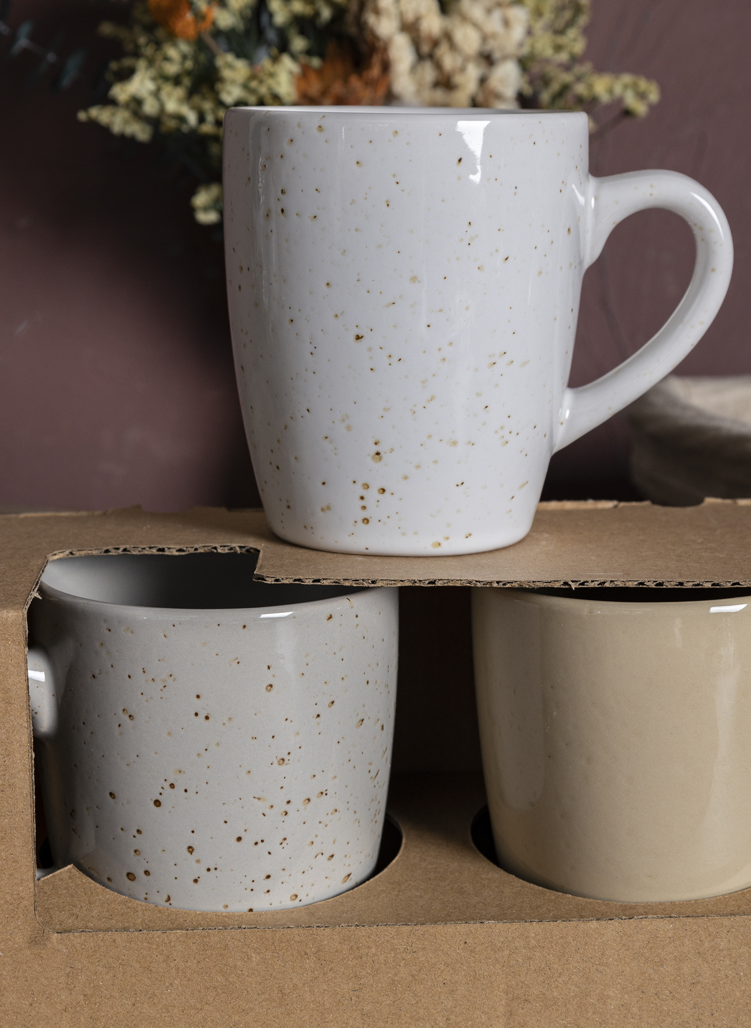 CHANGSHA HAPPY GO SpecklePop Stoneware Dinnerware Set – Modern Splatter Glazed Ceramic Plates, Bowls and Mugs in Playful Colors|happygodinnerware.com