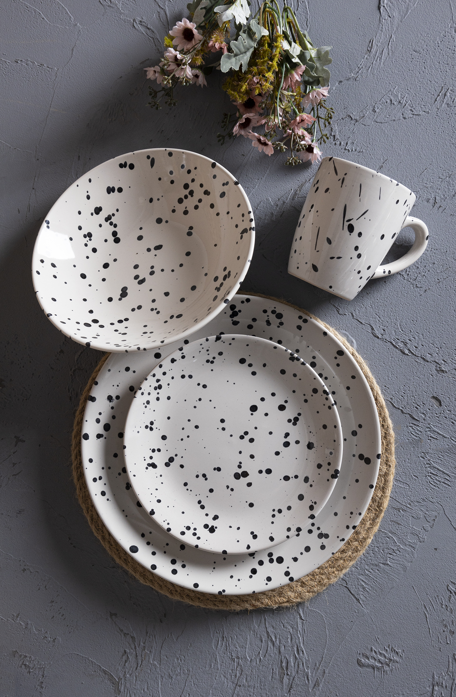 CHANGSHA HAPPY GO SpecklePop Stoneware Dinnerware Set – Modern Splatter Glazed Ceramic Plates, Bowls and Mugs in Playful Colors|happygodinnerware.com