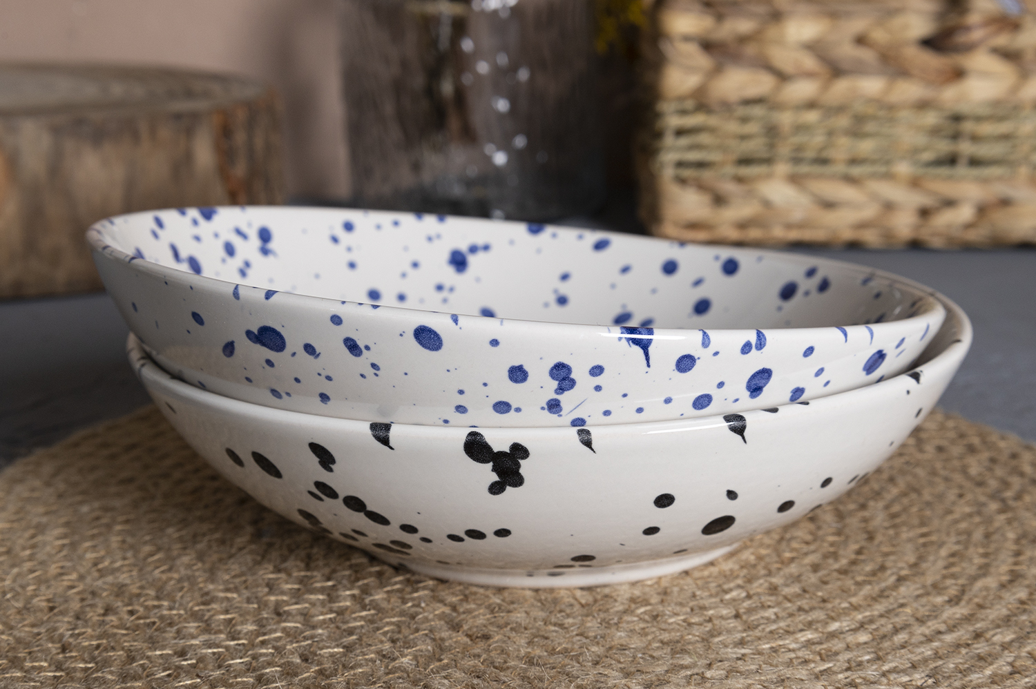 CHANGSHA HAPPY GO SpecklePop Stoneware Dinnerware Set – Modern Splatter Glazed Ceramic Plates, Bowls and Mugs in Playful Colors|happygodinnerware.com