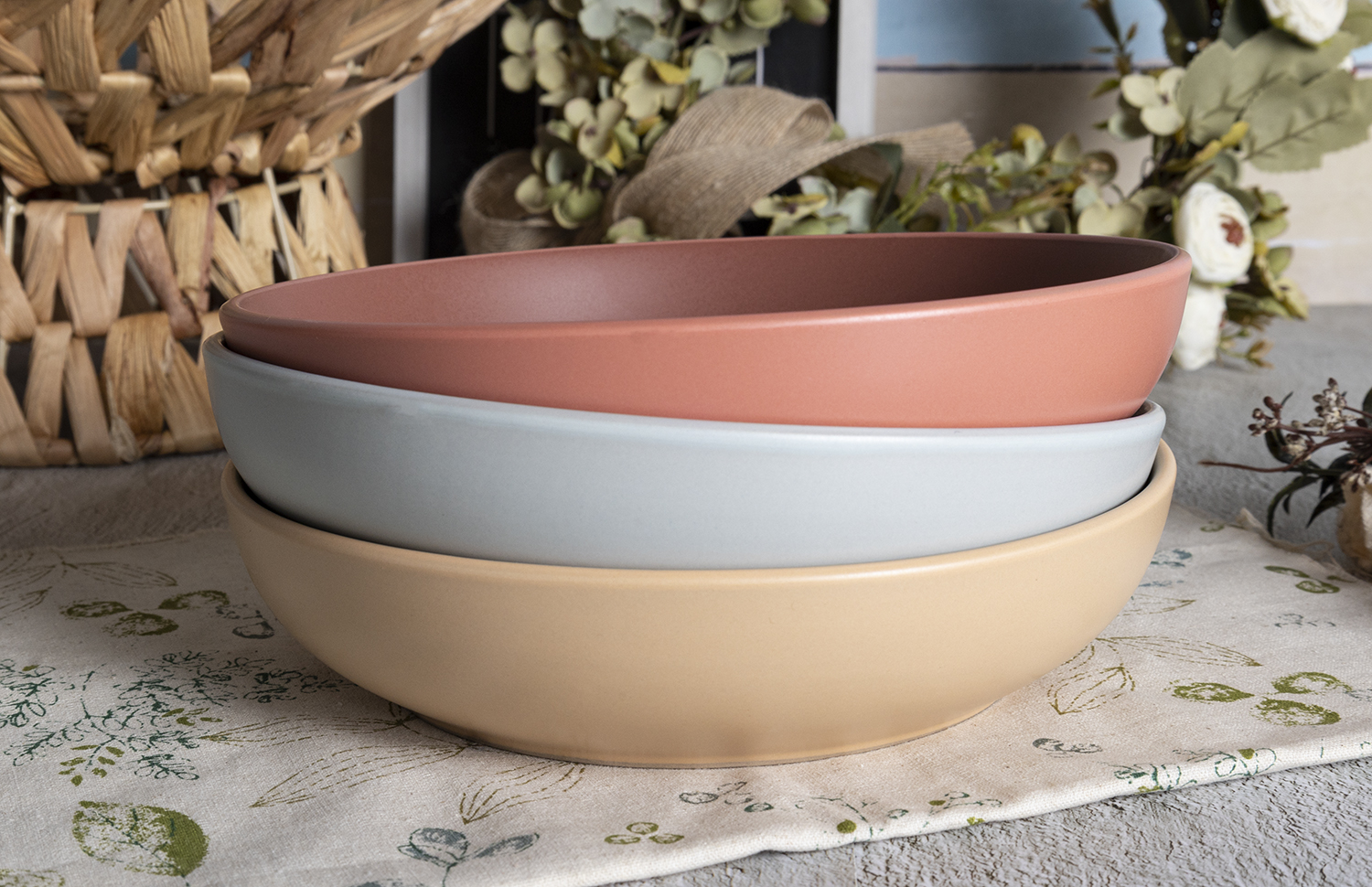 CHANGSHA HAPPY GO PastelDaze Matte Glaze Stoneware Set – Minimalist Soft-Tone Ceramic Plates, Bowls and Mugs for Everyday Delight|happygodinnerware.com