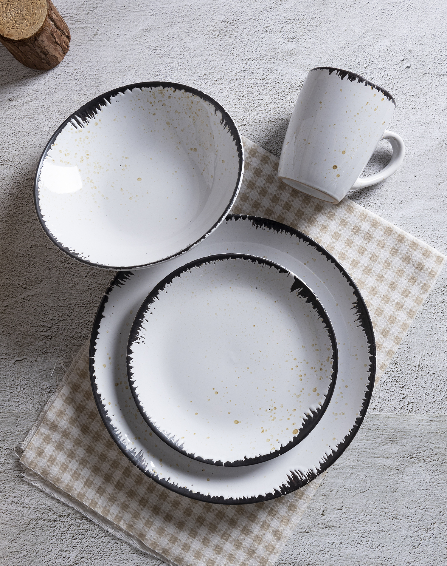 CHANGSHA HAPPY GO EdgeRustic Speckled Stoneware Set – Handcrafted White Ceramic Dinnerware with Burnt Rim Design|happygodinnerware.com