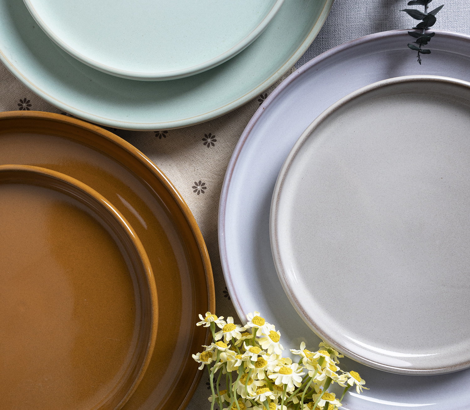 CHANGSHA HAPPY GO Sunbake Reactive Glaze Stoneware Set – Warm Toned Ceramic Dinnerware with Soft Gradient Finish|happygodinnerware.com