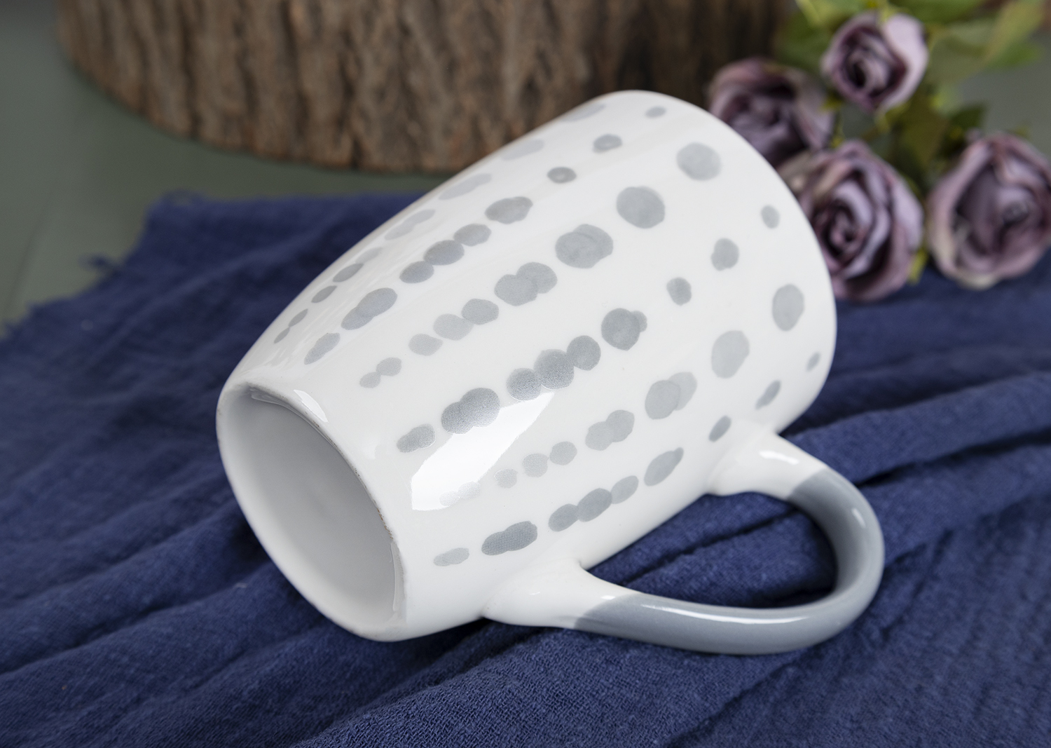 CHANGSHA HAPPY GO  Elegant Gray New Bone China Mug Set with Floral and Minimalist Geometric Decal Patterns  |happygodinnerware.com