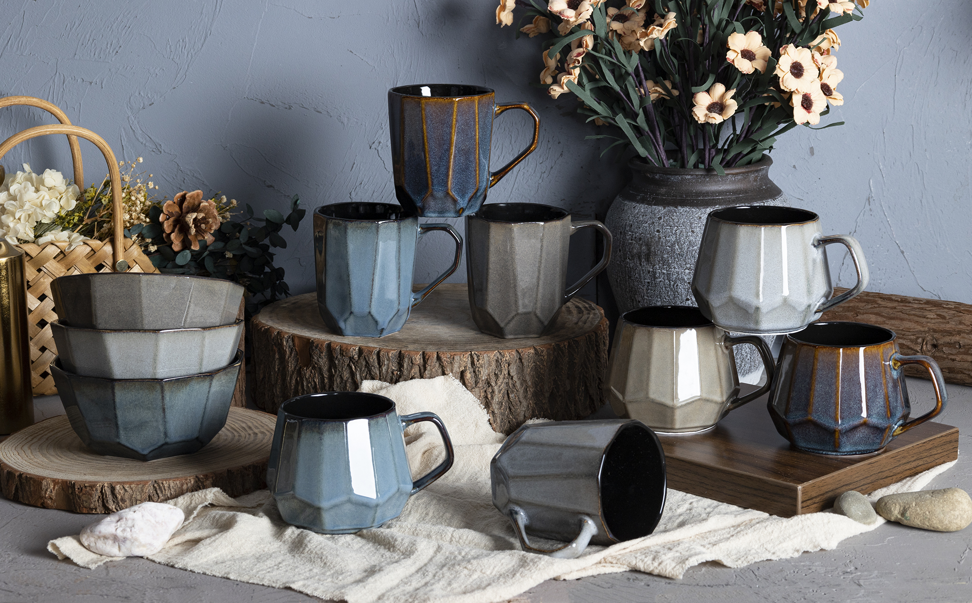CHANGSHA HAPPY GO Modern Geometric Faceted Ceramic Mug Set with Reactive Glaze and Diamond-Cut Design |happygodinnerware.com