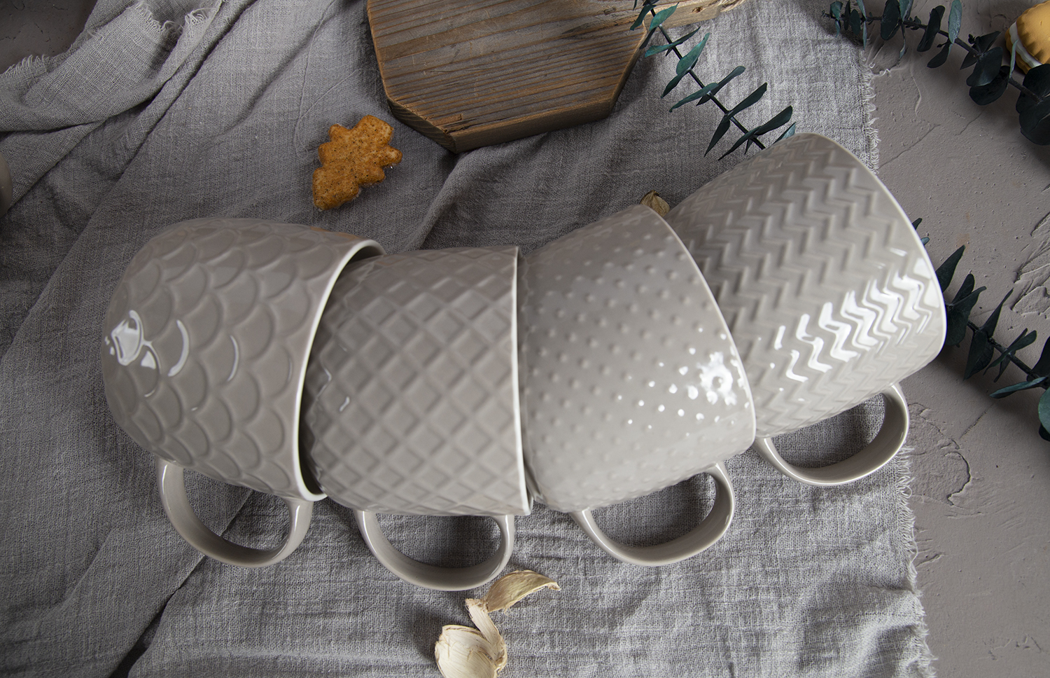 CHANGSHA HAPPY GO Taupe Embossed Bone China Mugs – Glossy Color Glaze with 3D Texture Relief |happygodinnerware.com