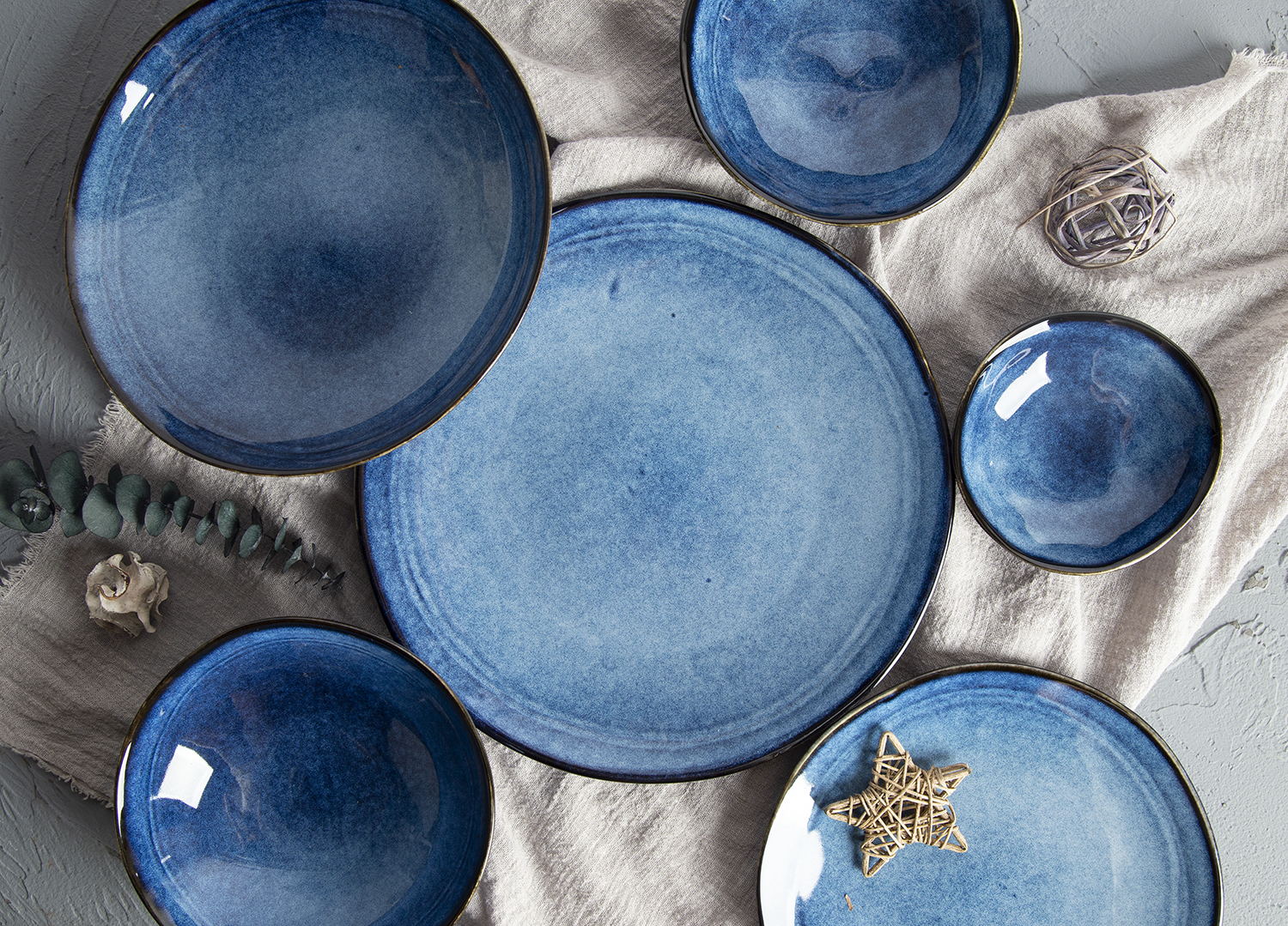 CHANGSHA HAPPY GO Blue Reactive Glaze Irregular Stoneware | happygodinnerware.com