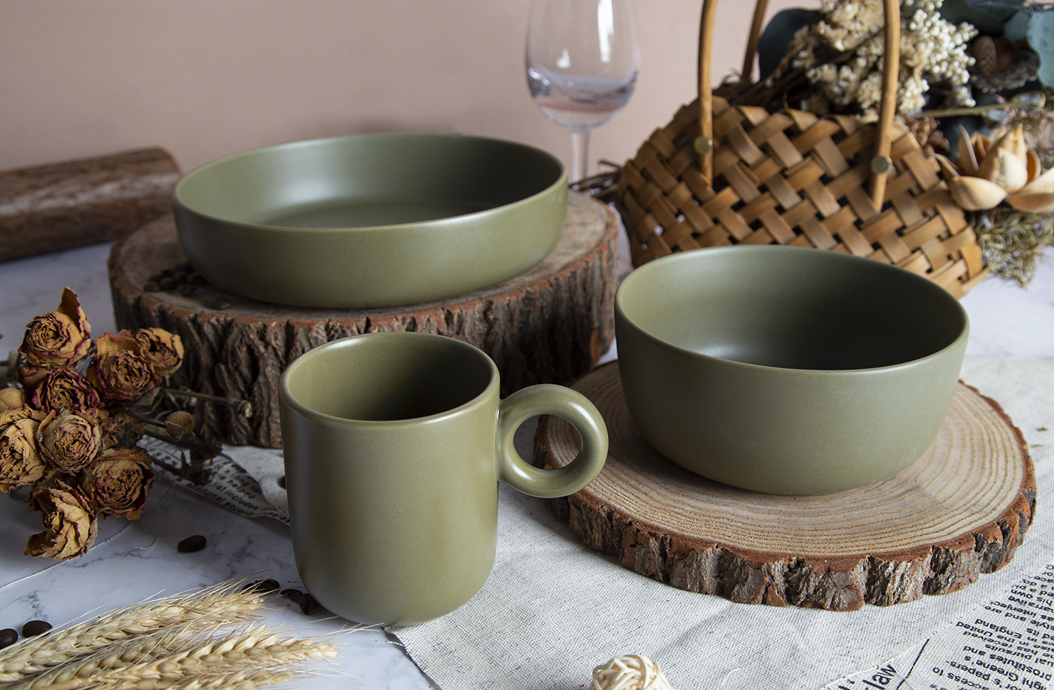 CHANGSHA HAPPY GO Color Glaze Ceramic Tableware with Unique Color Combinations |happygodinnerware.com
