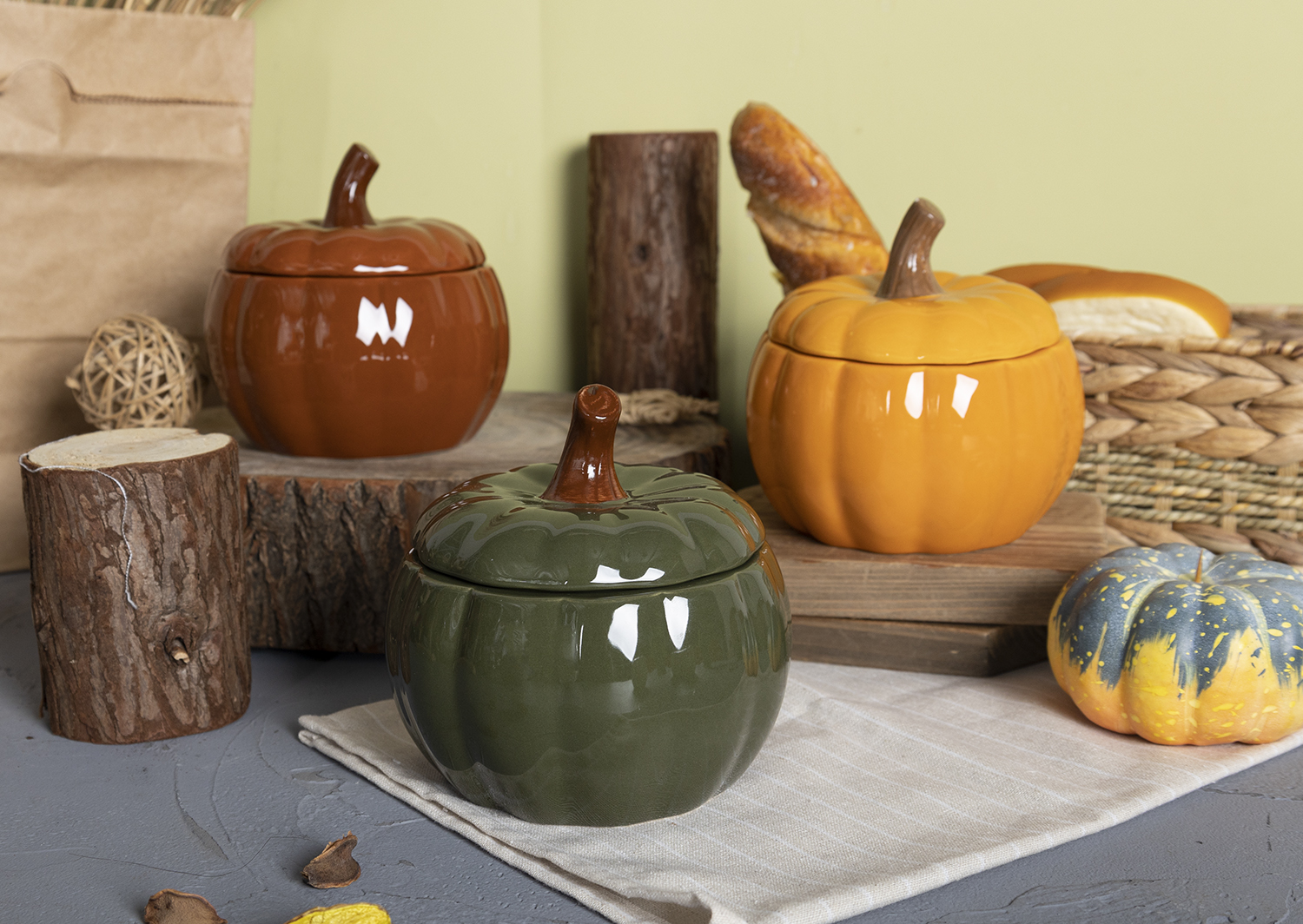 CHANGSHA HAPPY GO Colorful Glazed Embossed Ceramic Pumpkin Jar Collection – Autumn Candy Dish Set in Green, Brown, Orange and Cream |happygodinnerware.com