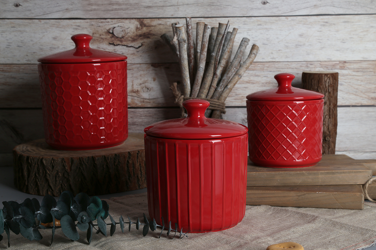 CHANGSHA HAPPY GO Red Embossed Storage Jars | happygodinnerware.com
