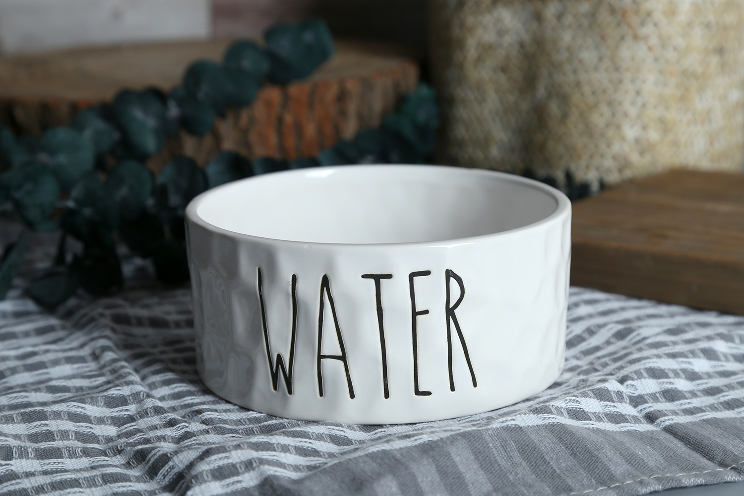 CHANGSHA HAPPY GO Embossed Pet Bowl with &quotFOOD