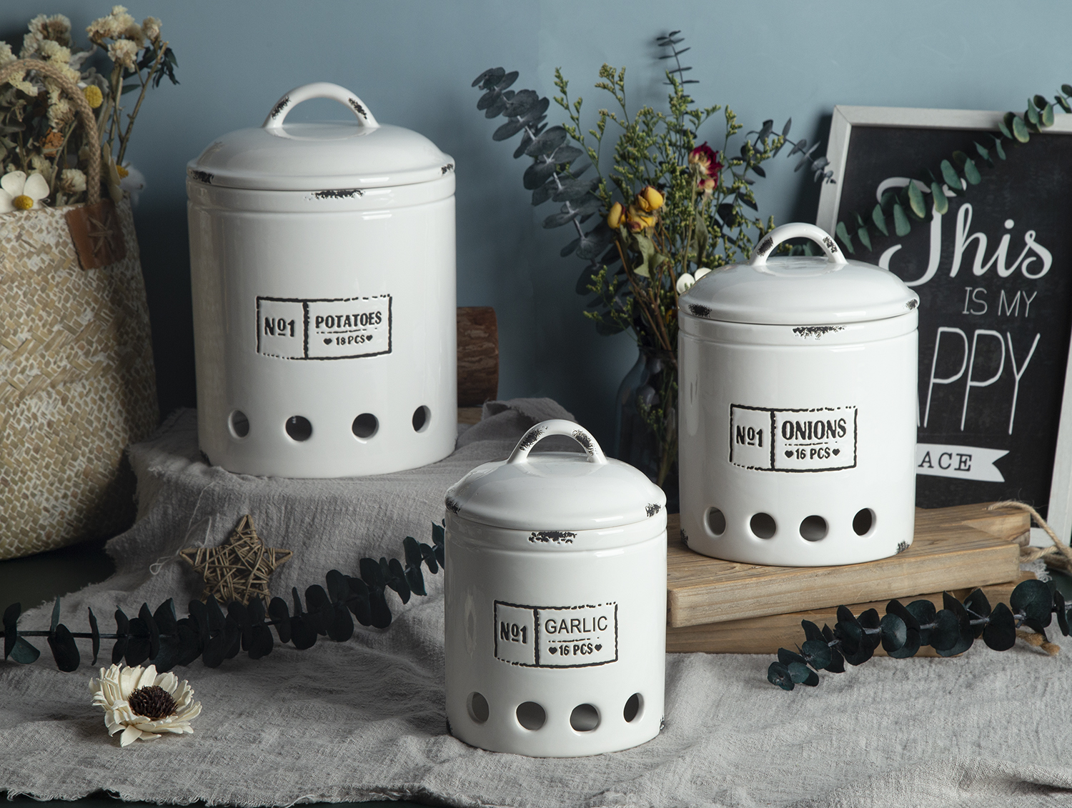 CHANGSHA HAPPY GO White Porcelain Storage Jars for Vegetables | happygodinnerware.com