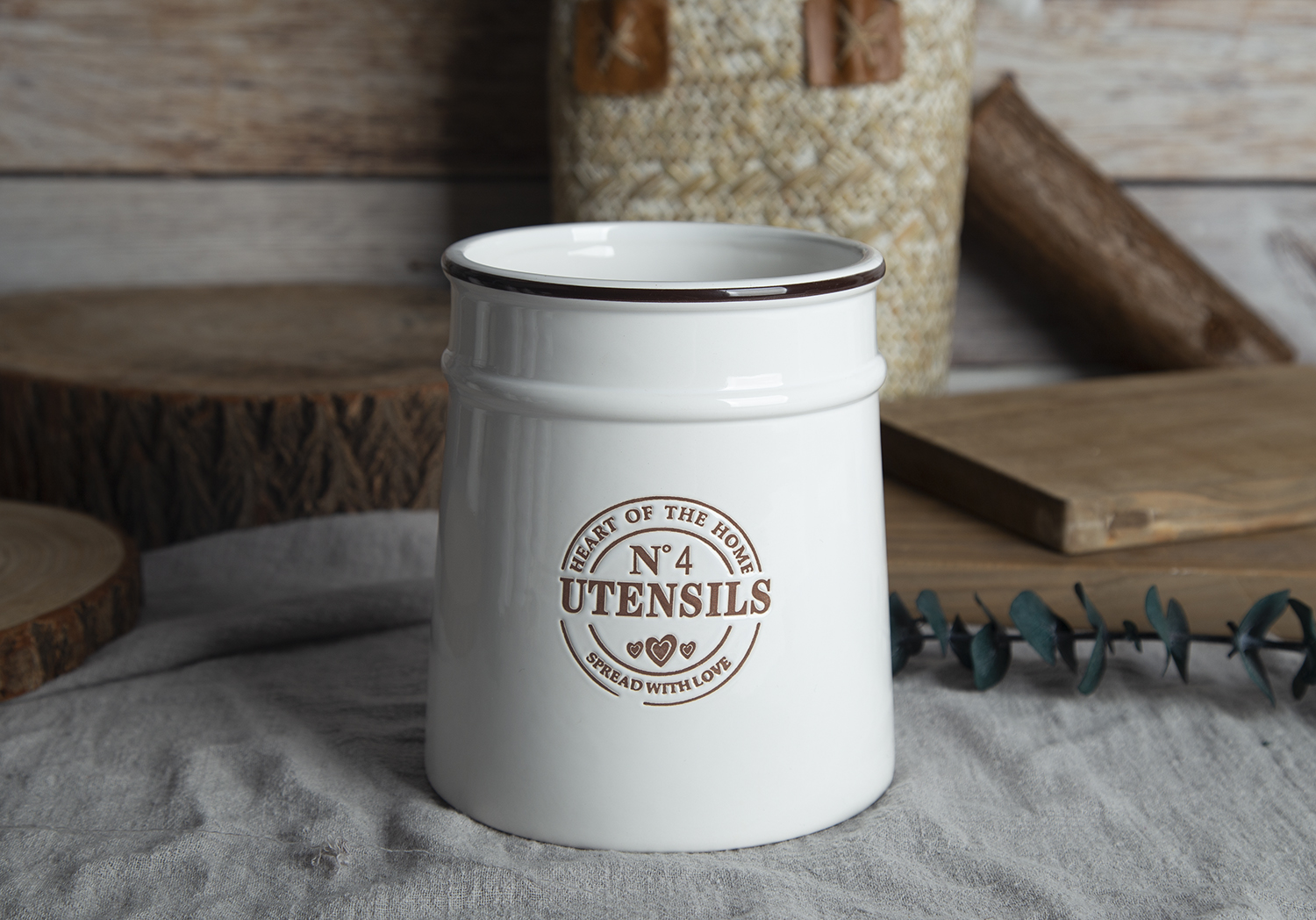 CHANGSHA HAPPY GO White Porcelain Kitchen Storage Jars with Under-Glaze Screen Printing | happygodinnerware.com