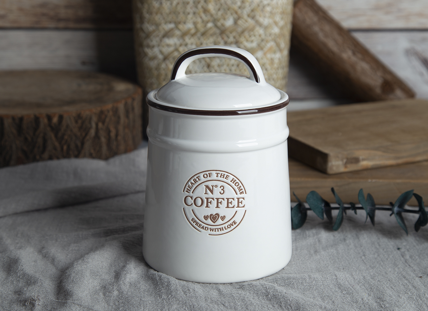 CHANGSHA HAPPY GO White Porcelain Kitchen Storage Jars with Under-Glaze Screen Printing | happygodinnerware.com