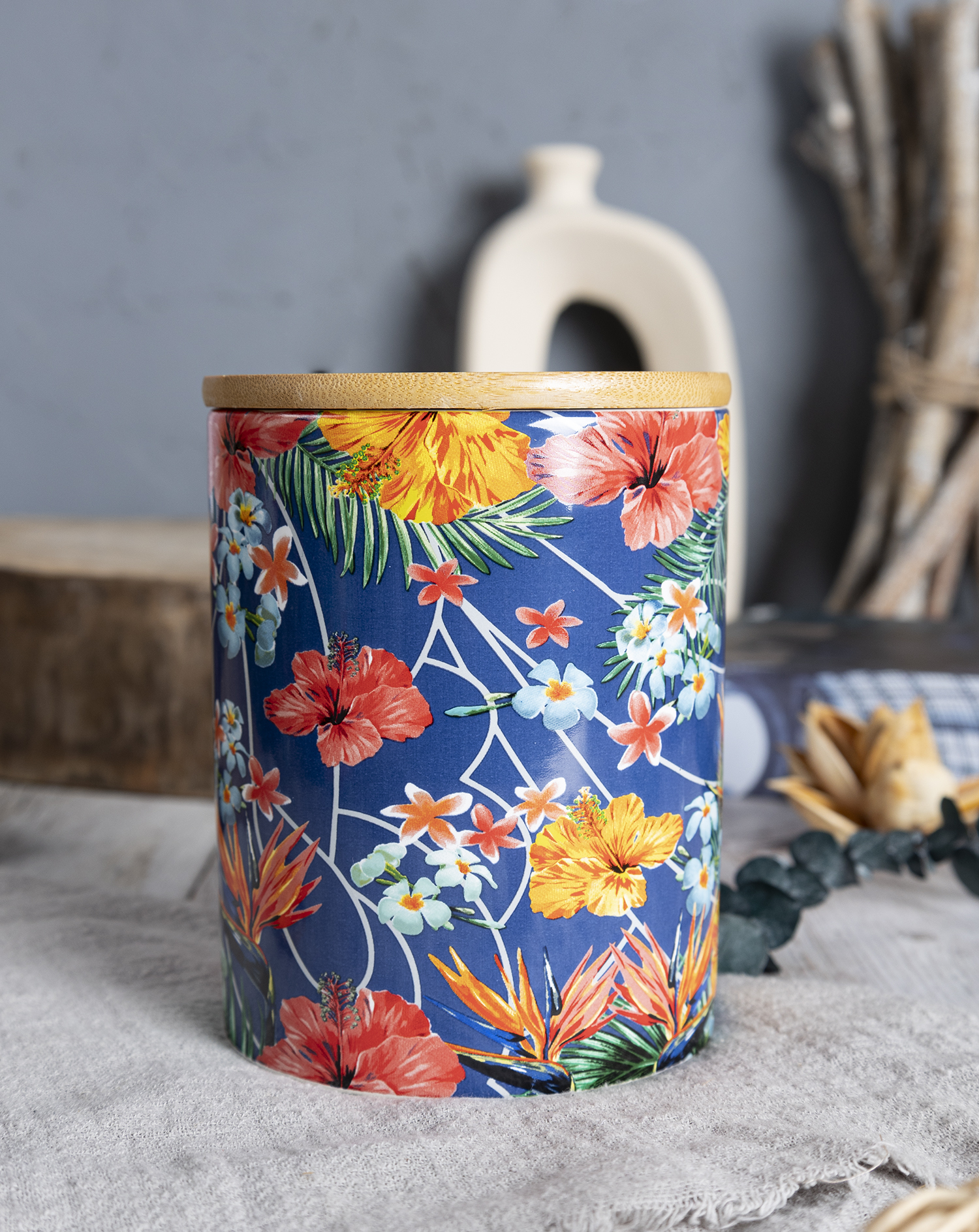 CHANGSHA HAPPY GO Tropical Floral Ceramic Storage Jar Set with Bamboo Lids – Colorful Decal Flower Prints for Kitchen or Home Decor |happygodinnerware.com