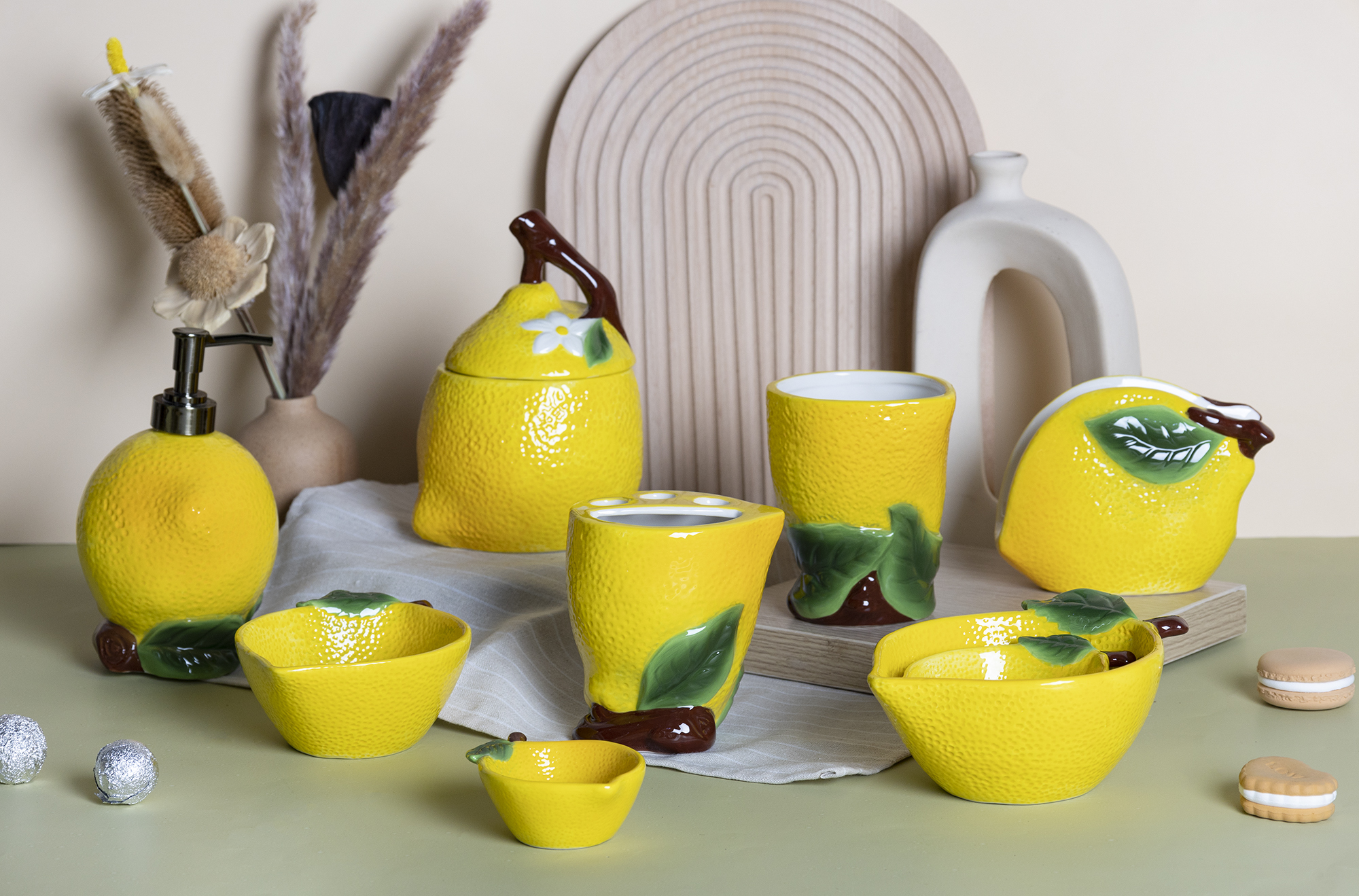 CHANGSHA HAPPY GO Modern Embossed Geometric Pattern Ceramic Jars with Bamboo Lids – Storage Solution for Kitchen Countertops |happygodinnerware.com