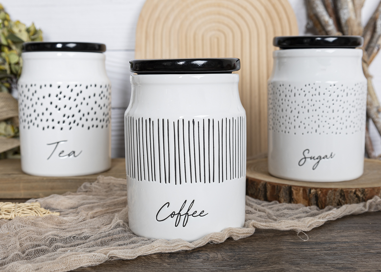 CHANGSHA HAPPY GO Modern Embossed and Decal Ceramic Kitchen Canister Set – Black and White Storage Jars with Bamboo and Ceramic Lids for Coffee, Tea and More |happygodinnerware.com