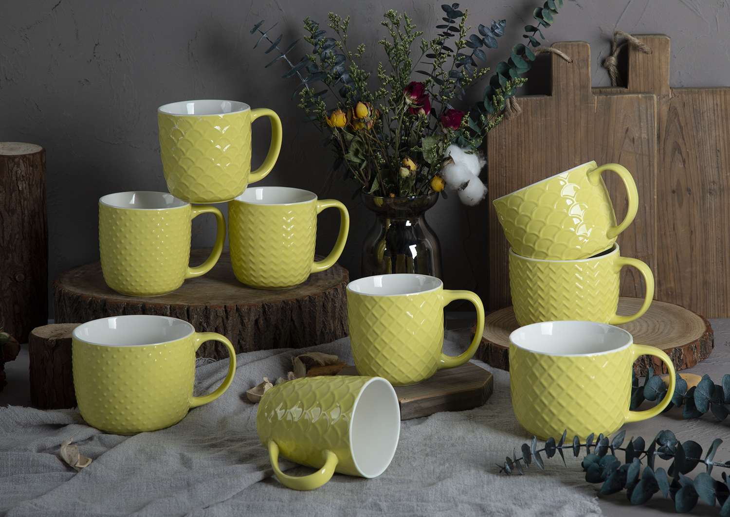 CHANGSHA HAPPY GO Yellow Embossed Bone China Mugs – Color Glaze with 3D Relief Pattern Finish |happygodinnerware.com