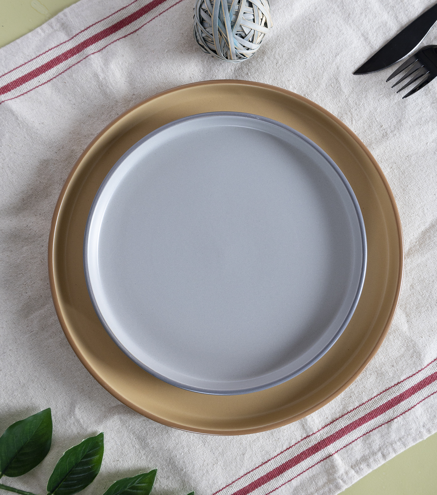 CHANGSHA HAPPY GO  Pastel Colored Matte Stoneware Dinnerware Set with Smooth Glaze Finish for Modern Table Setting |Dopamine Series Ceramics|happygodinnerware.com