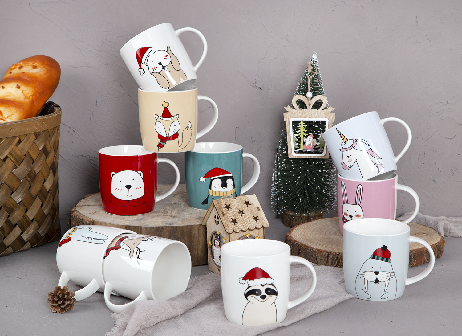 CHANGSHA HAPPY GO Cute Christmas Animal Mugs in New Bone China | happygodinnerware.com