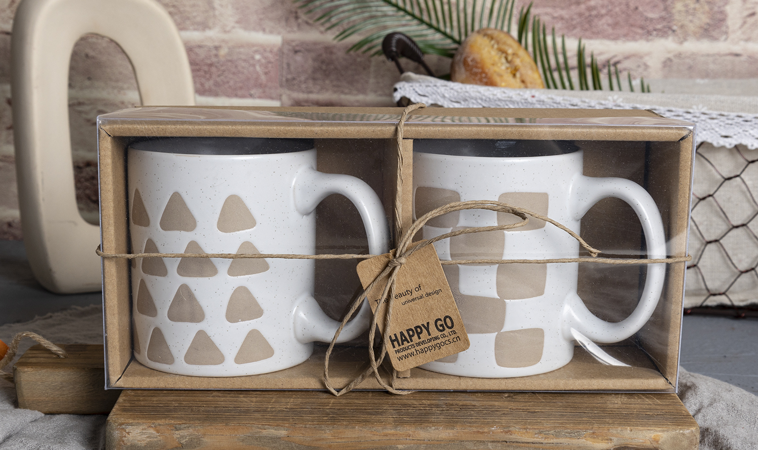 ​CHANGSHA HAPPY GO  Matte White Stoneware Coffee Mug Set with Minimalist Geometric Silkscreen   |happygodinnerware.com