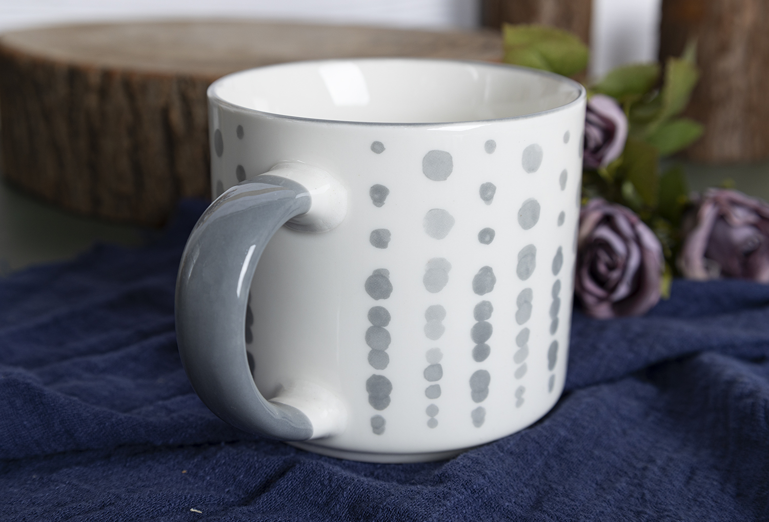 CHANGSHA HAPPY GO  Elegant Gray New Bone China Mug Set with Floral and Minimalist Geometric Decal Patterns  |happygodinnerware.com