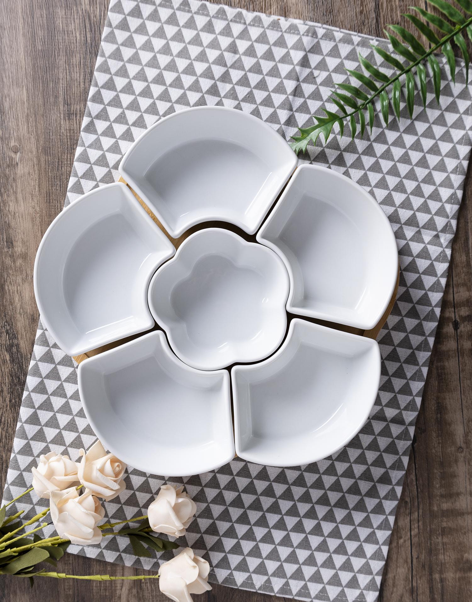 CHANGSHA HAPPY GO  Elegant White Porcelain Serving Platter Set with Modular Petal, Heart and Square Design for Refined Entertaining  |happygodinnerware.com
