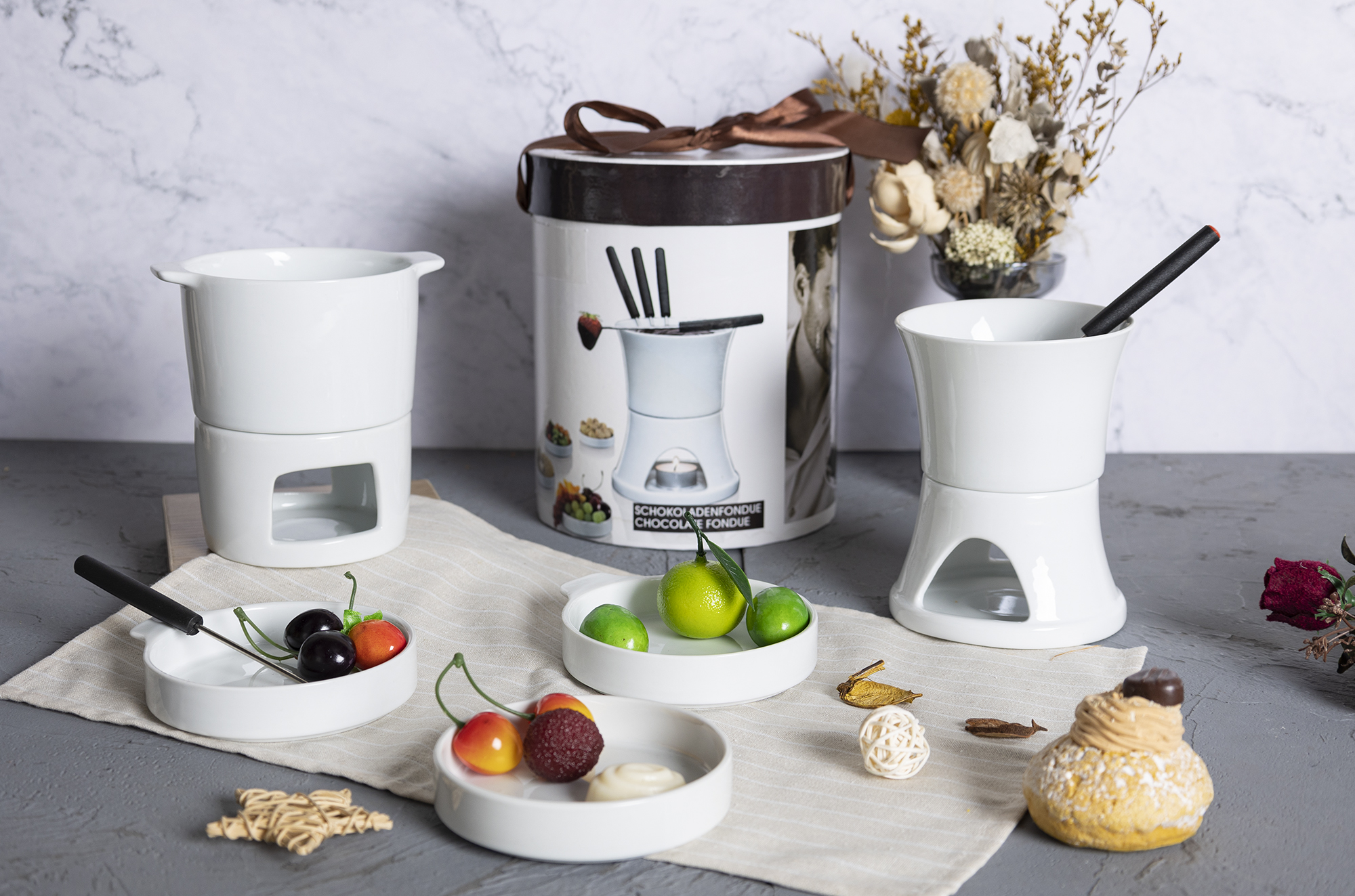 CHANGSHA HAPPY GO Elegant White Porcelain Chocolate Fondue Set with Minimalist Design for Sweet Entertaining Moments  |happygodinnerware.com