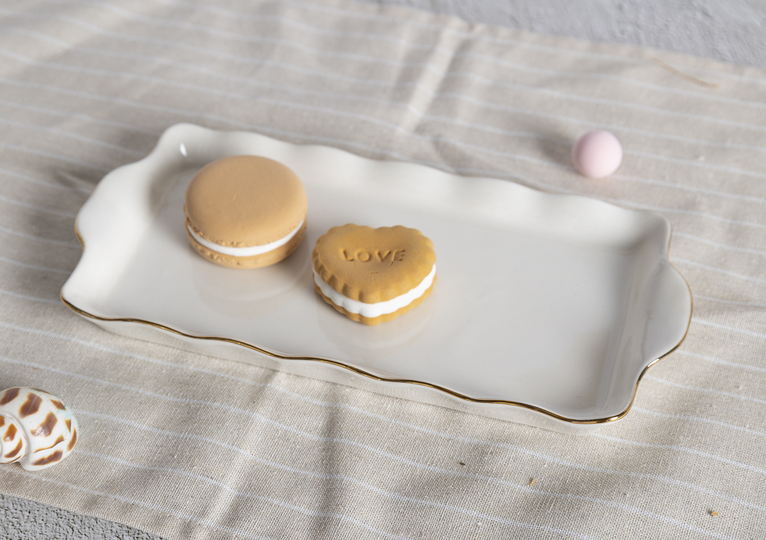 CHANGSHA HAPPY GO  Elegant White Porcelain Embossed Dinner Plates with Multi-Compartment Design for Stylish and Organized Serving |happygodinnerware.com