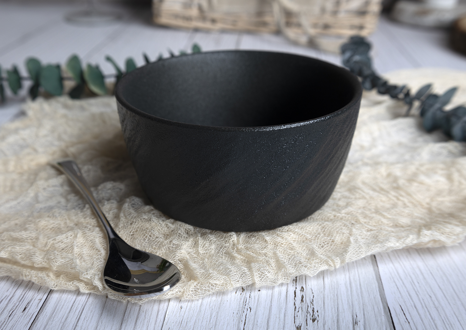 CHANGSHA HAPPY GO Matte Stone Texture Bone China Dinner Set in Black and White Color Block for Nordic Style Dining |happygodinnerware.com