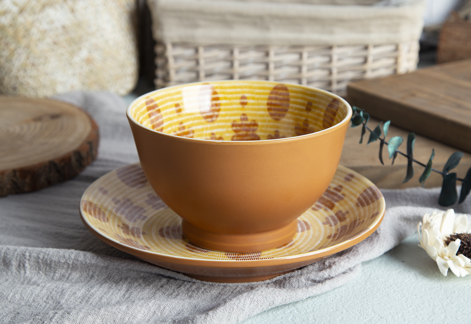 CHANGSHA HAPPY GO Ceramic Dinnerware Set with Color Glaze & Printed Designs | happygodinnerware.com
