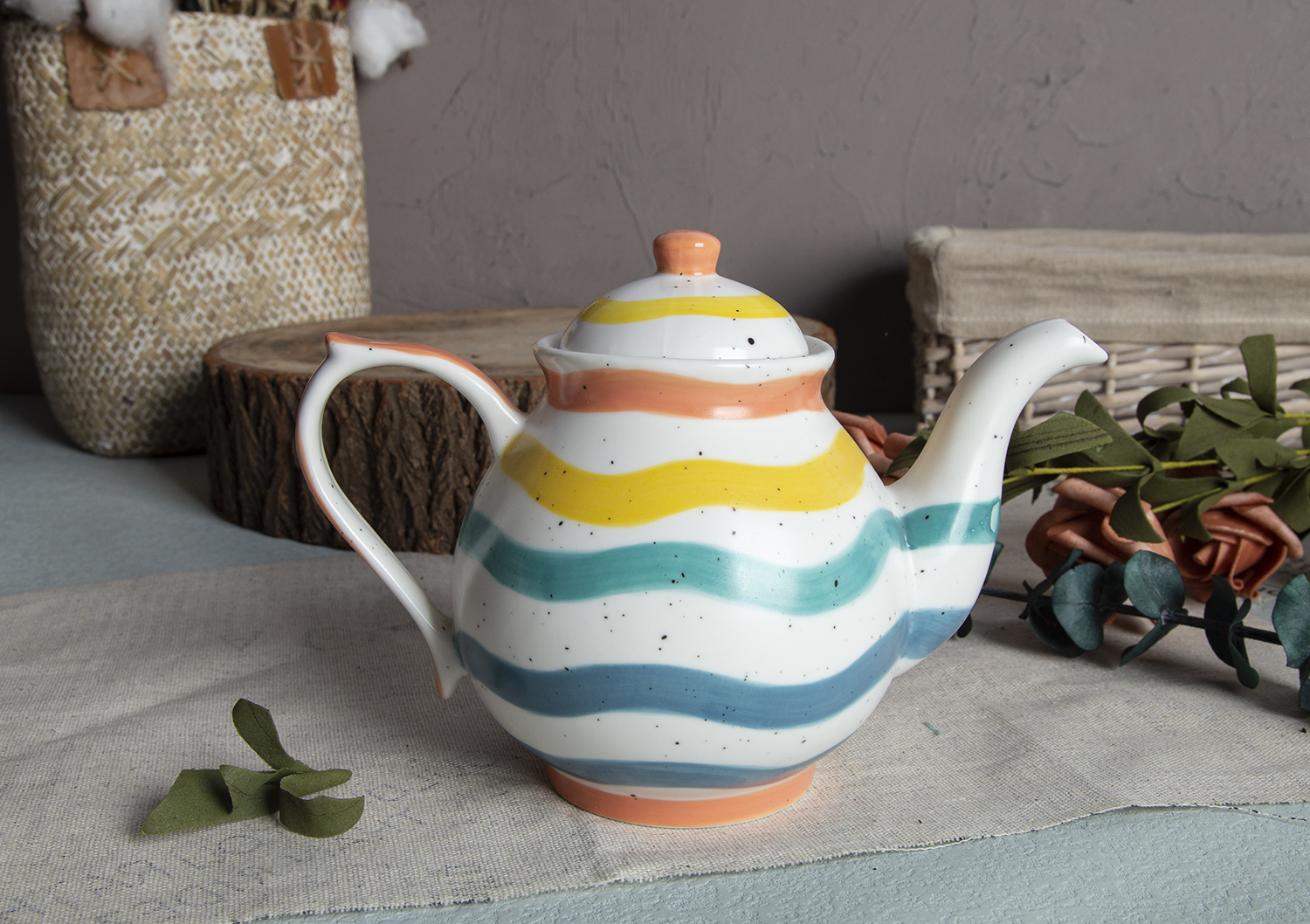 CHANGSHA HAPPY GO Ceramic Tea Pots with Under-glaze Screen Printing & Decal Designs | happygodinnerware.com