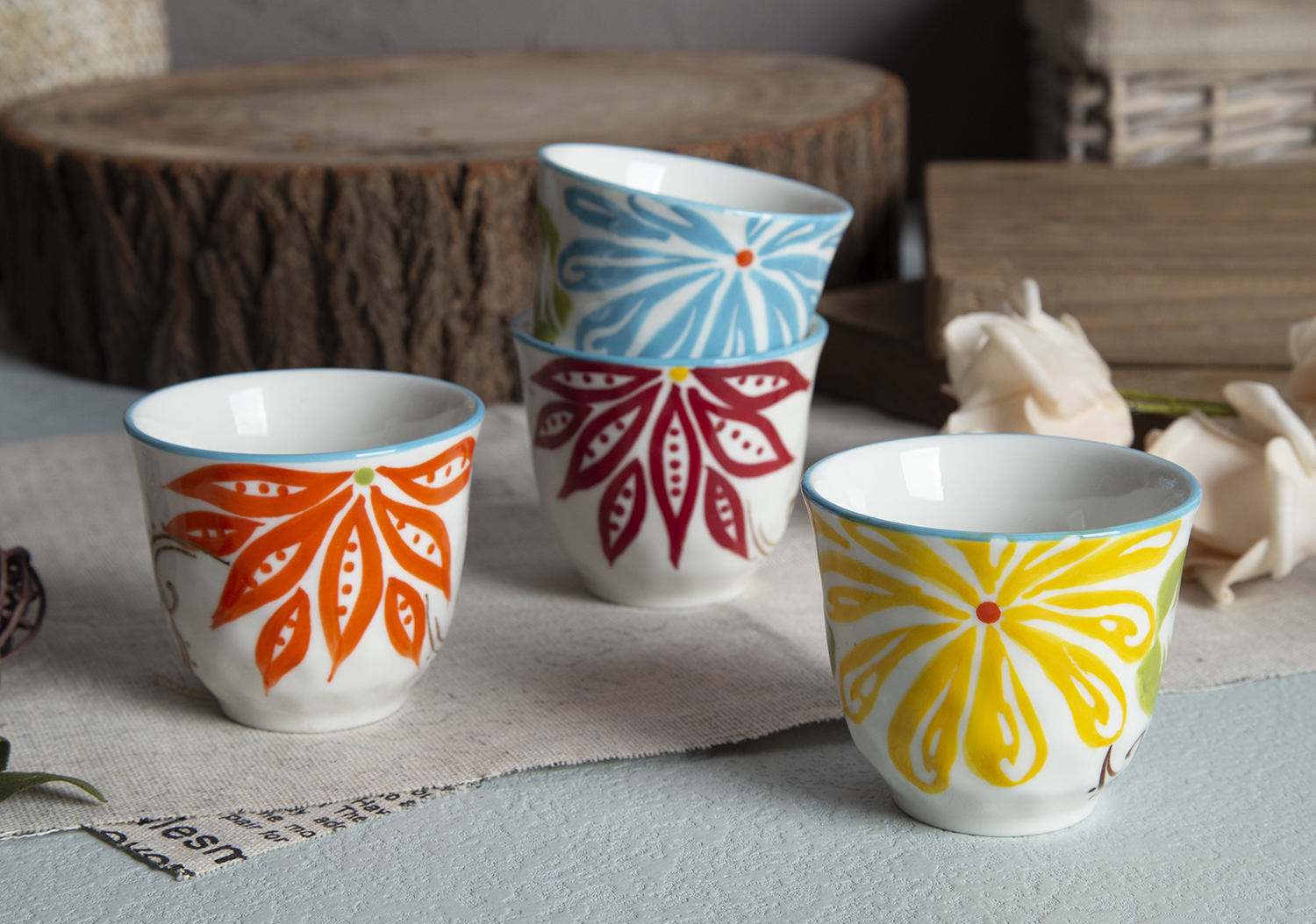 CHANGSHA HAPPY GO Ceramic Tea Pots with Under-glaze Screen Printing & Decal Designs | happygodinnerware.com