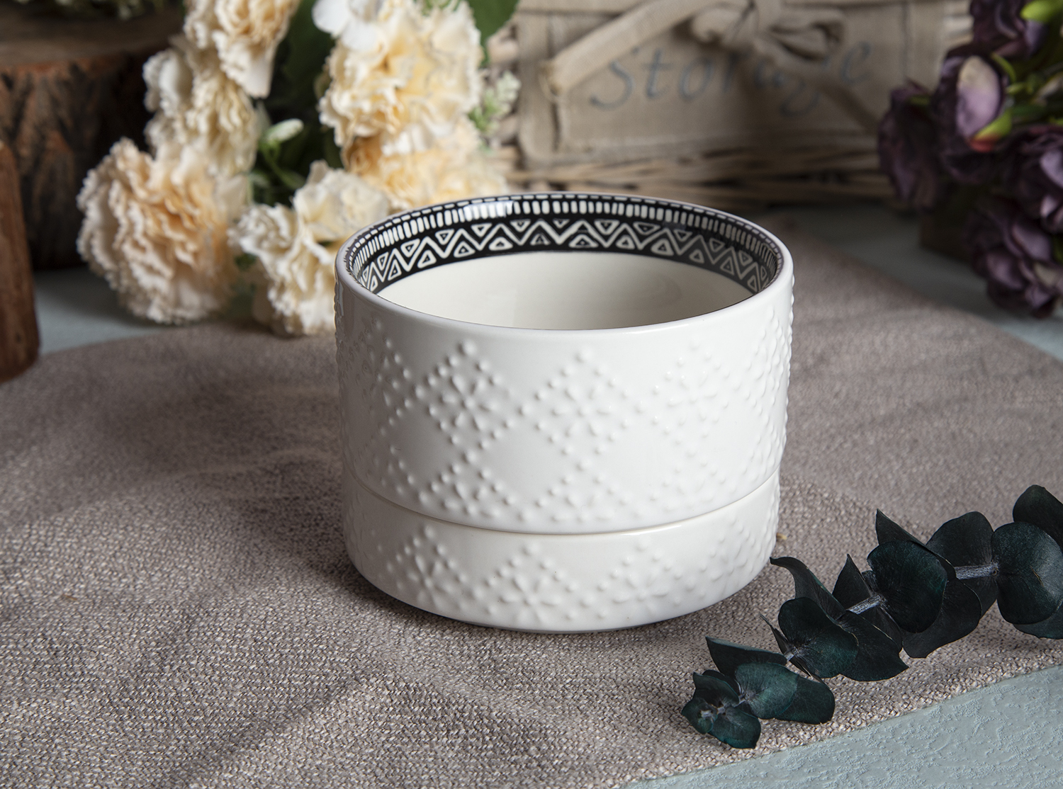 CHANGSHA HAPPY GO Embossed Ceramic Bowls in Stoneware | happygodinnerware.com