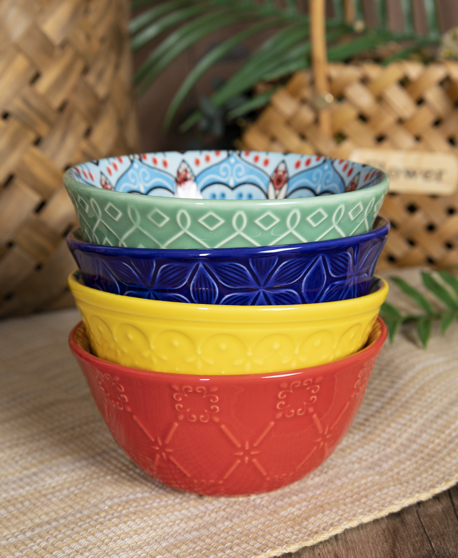 CHANGSHA HAPPY GO Mediterranean Mosaic Pattern Stoneware Dinnerware Set with Colorful Interior Decals |happygodinnerware.com