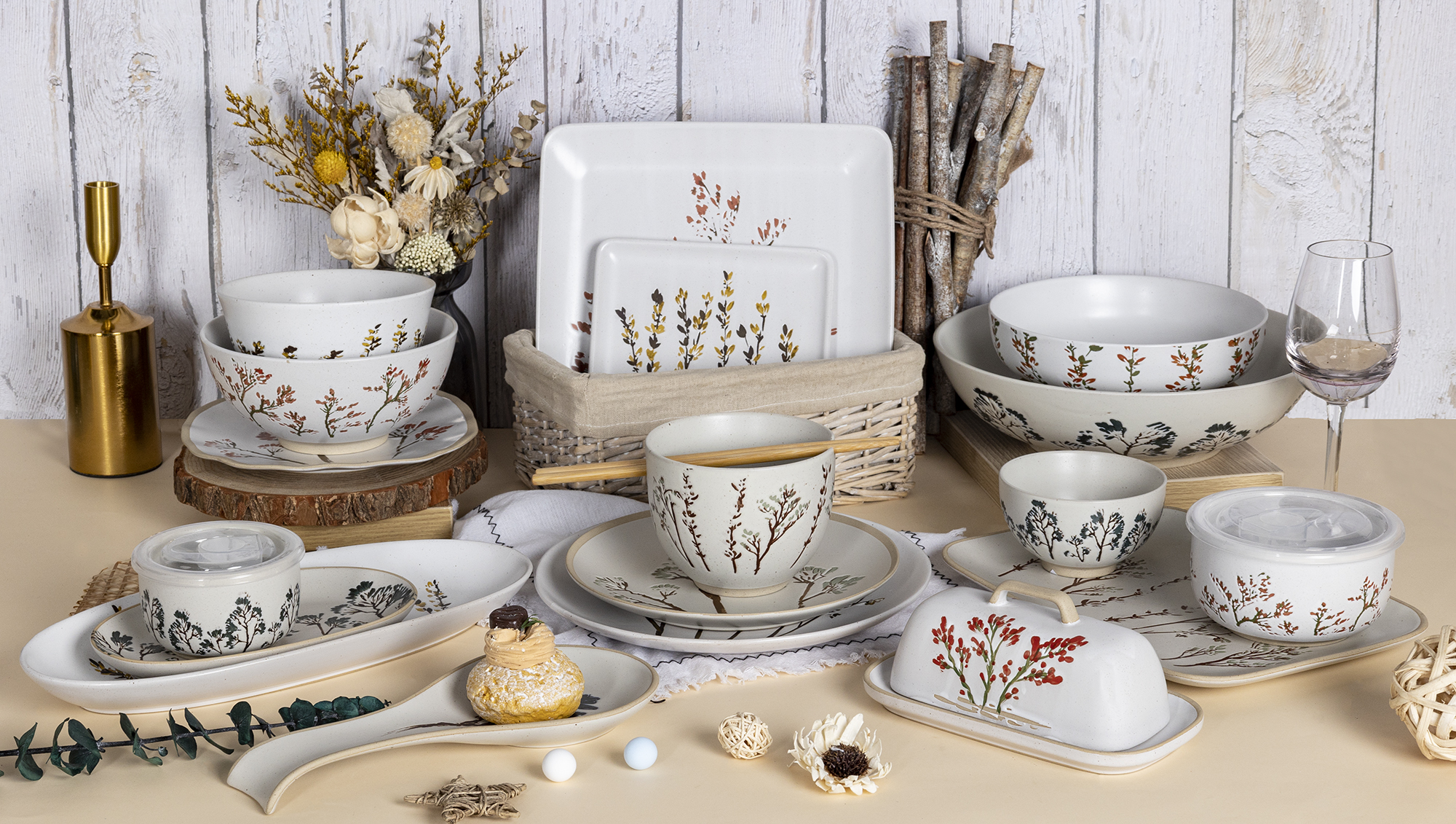 CHANGSHA HAPPY GO Rustic Stoneware Dinnerware Set with Handcrafted Botanical Stamp Design Featuring Forest Leaves and Wildflowers  |happygodinnerware.com