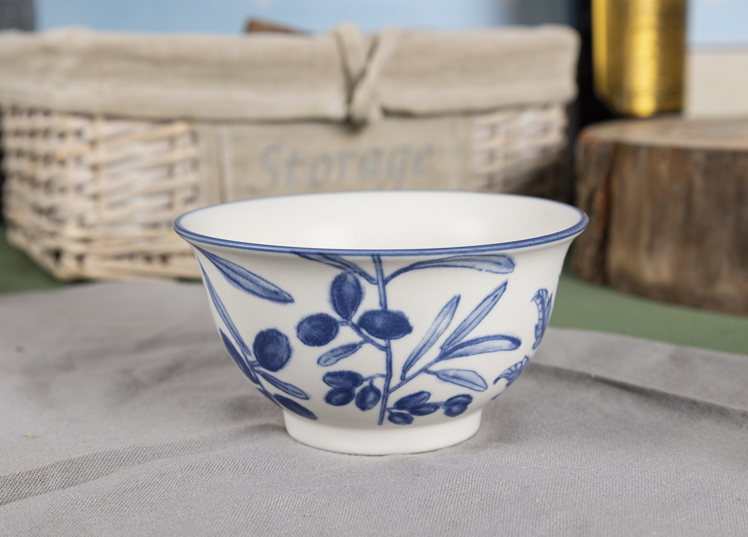 CHANGSHA HAPPY GO Rustic Countryside Blue Floral Stoneware Decal Dinnerware Set with Plates, Bowls, Pitcher and Storage Canisters |happygodinnerware.com
