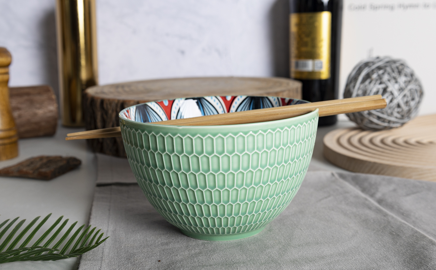 CHANGSHA HAPPY GO Embossed Green Stoneware Dinnerware Set with Multi-style Inner Decals |happygodinnerware.com