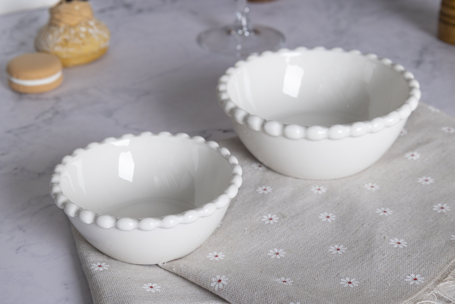 CHANGSHA HAPPY GO  Elegant Embossed New Bone China Dinner Set with Pearl-Inspired Beaded Rim in Classic White |happygodinnerware.com