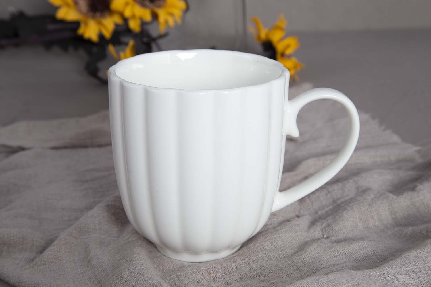 CHANGSHA HAPPY GO White Porcelain with Pumpkin Embossed Design | happygodinnerware.com