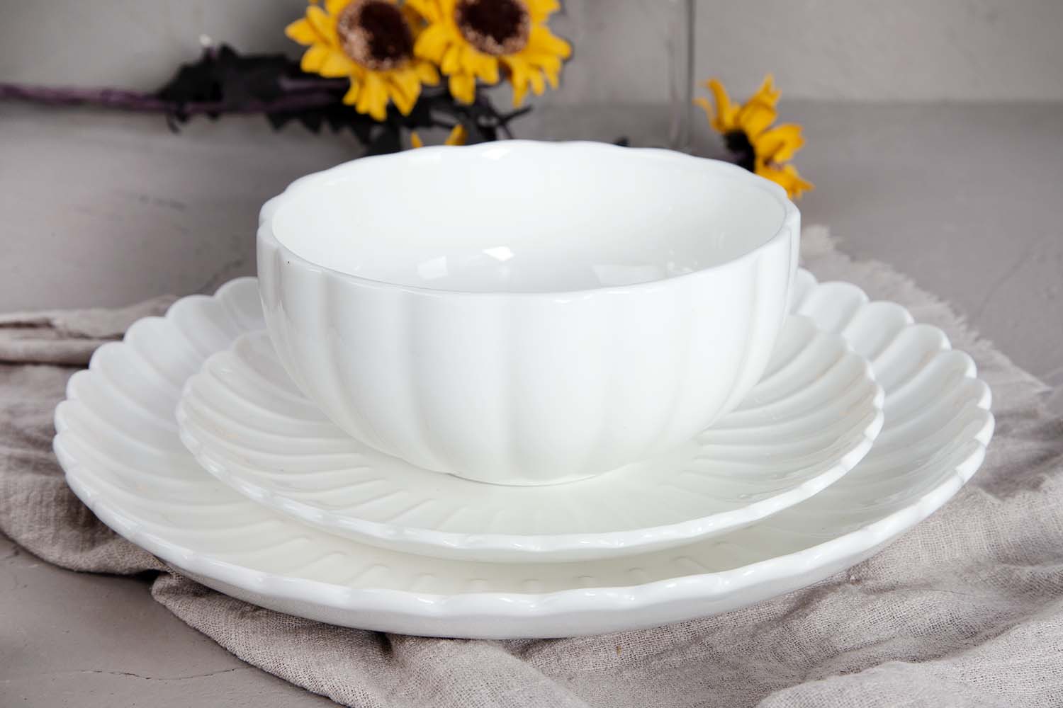 CHANGSHA HAPPY GO White Porcelain with Pumpkin Embossed Design | happygodinnerware.com