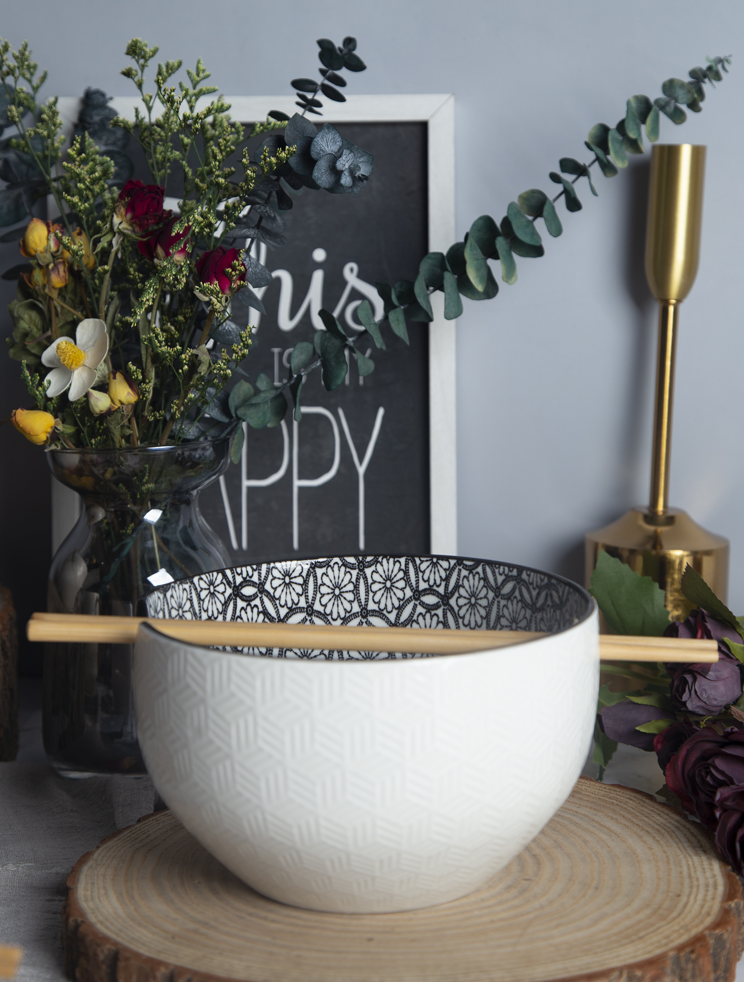 CHANGSHA HAPPY GO Geo-Embossed Porcelain Noodle Bowl Set | Dual-Pattern Interior | happygodinnerware.com
