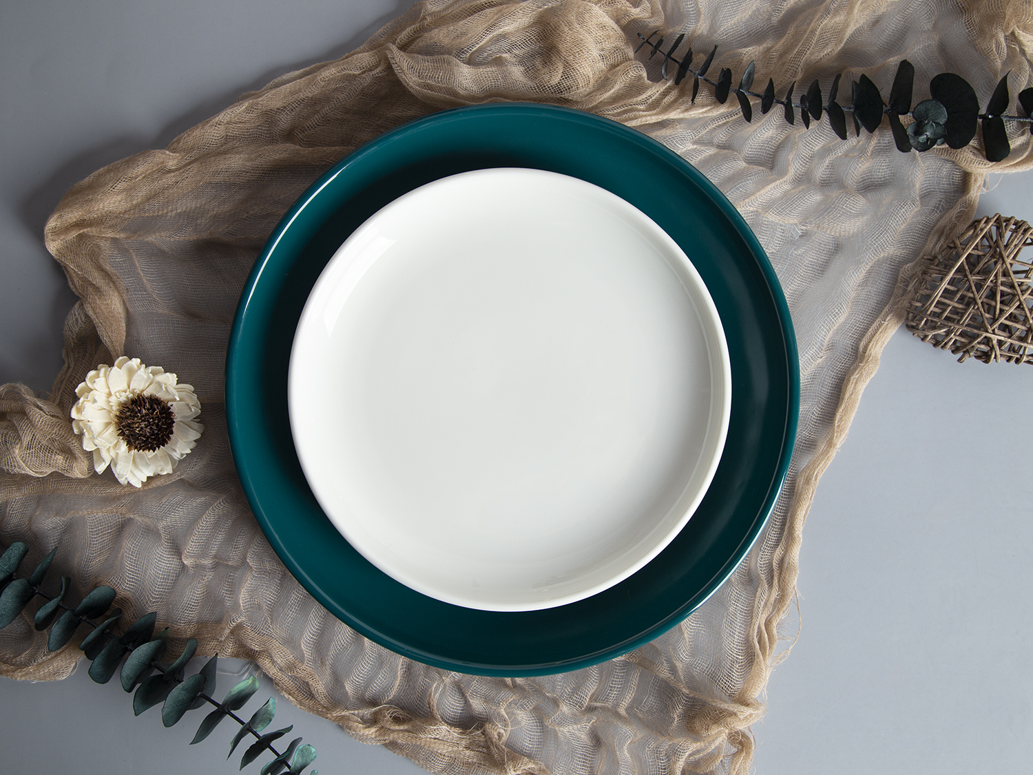 CHANGSHA HAPPY GO Vivid Glaze Embossed Porcelain Bowl & Plate Set | Bright Color Finish |Dopamine Series Ceramics|happygodinnerware.com