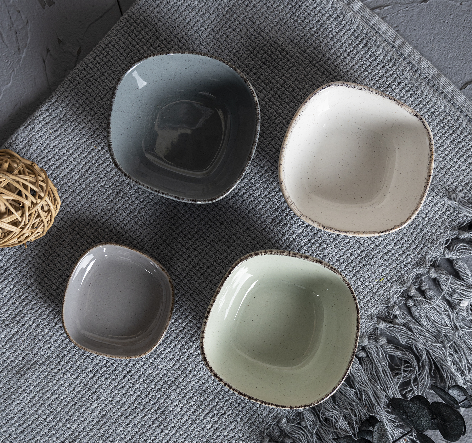 CHANGSHA HAPPY GO  Minimalist Reactive Glaze Stoneware Dinner Set in Soft Gray with Subtle Satin Shine  |happygodinnerware.com