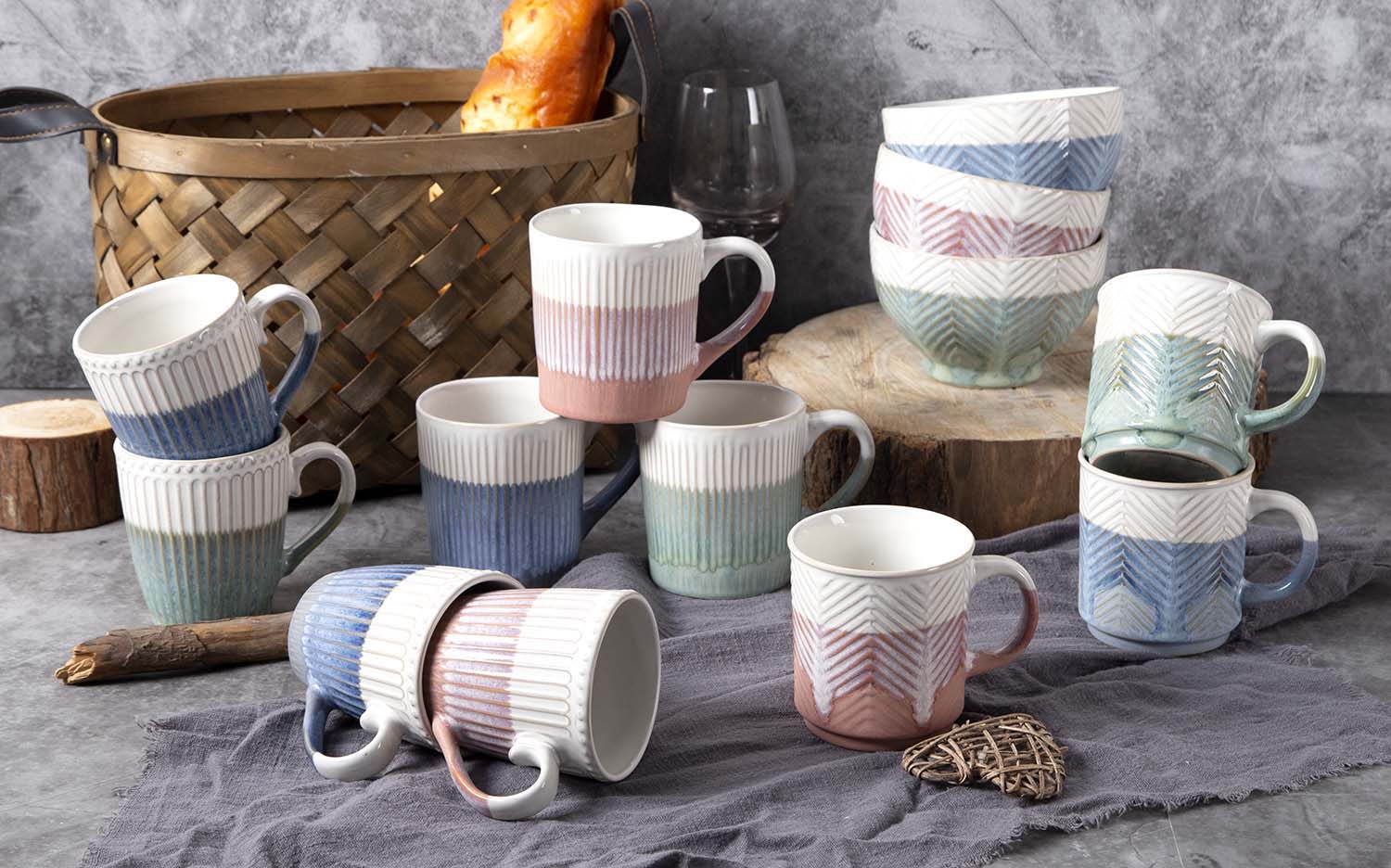 CHANGSHA HAPPY GO Embossed Stoneware Mug and Bowl Collection with Half-Dipped Reactive Glaze – Textured Pattern, Rustic Aesthetic |Dopamine Series Ceramics|happygodinnerware.com