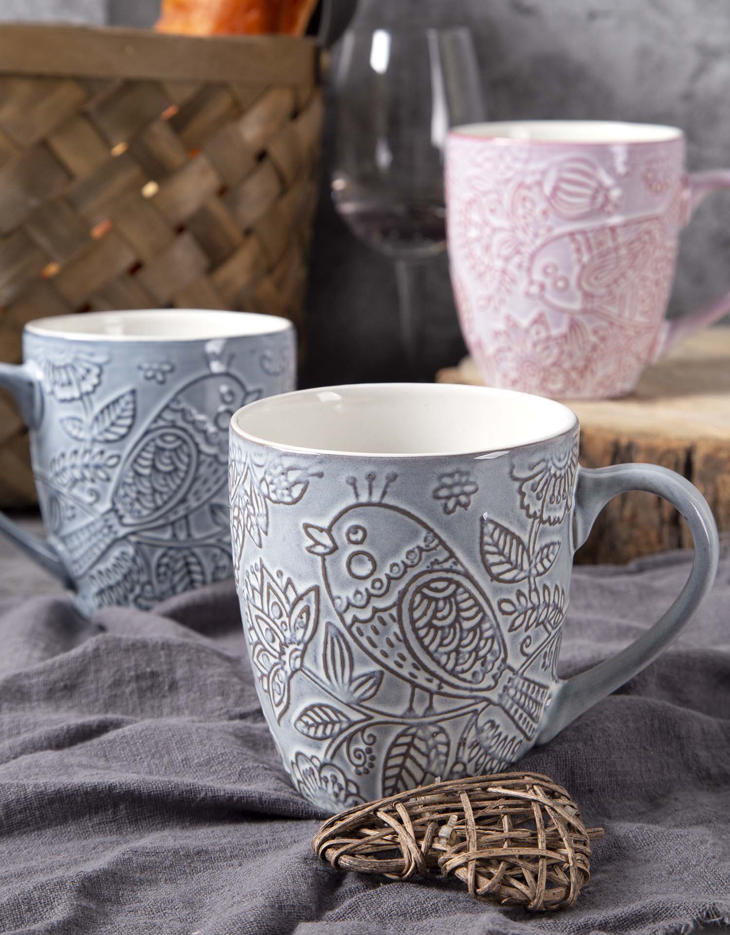 CHANGSHA HAPPY GO Stoneware Embossed Reactive Glaze Mug Set – Nature-Inspired Relief Texture with Assorted Pastel Colors |Dopamine Series Ceramics|happygodinnerware.com